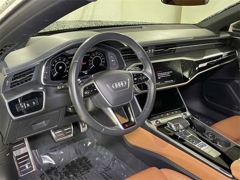 Used 2021 Audi RS 7 Sportback w/ RS 7 Executive Package image 4