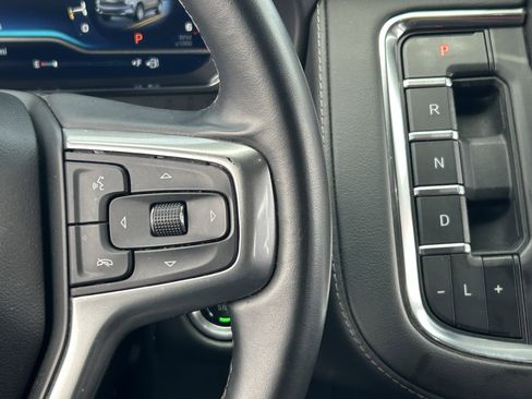 Used 2024 Chevrolet Tahoe LT RWD image 25
