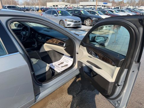 Used 2017 Cadillac CT6 Luxury AWD/4WD image 12