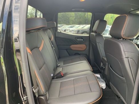 New 2025 GMC Canyon AT4 image 25