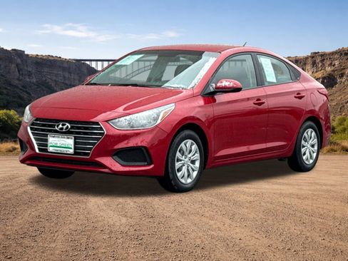 Used 2022 Hyundai Accent SE image 7