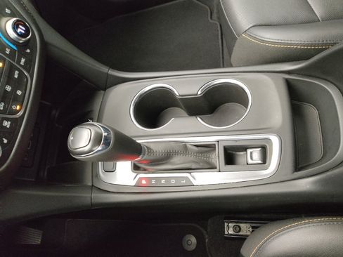 Used 2020 Chevrolet Equinox Premier image 26