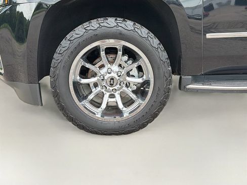 Used 2018 GMC Yukon XL SLT w/ Premium Edition AWD/4WD image 37