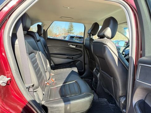 Used 2020 Ford Edge SEL w/ Convenience Package image 23