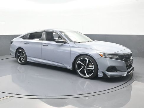 Used 2021 Honda Accord Sport image 8