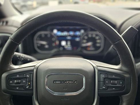 Used 2022 GMC Sierra 2500 Denali w/ Denali Ultimate Package image 14