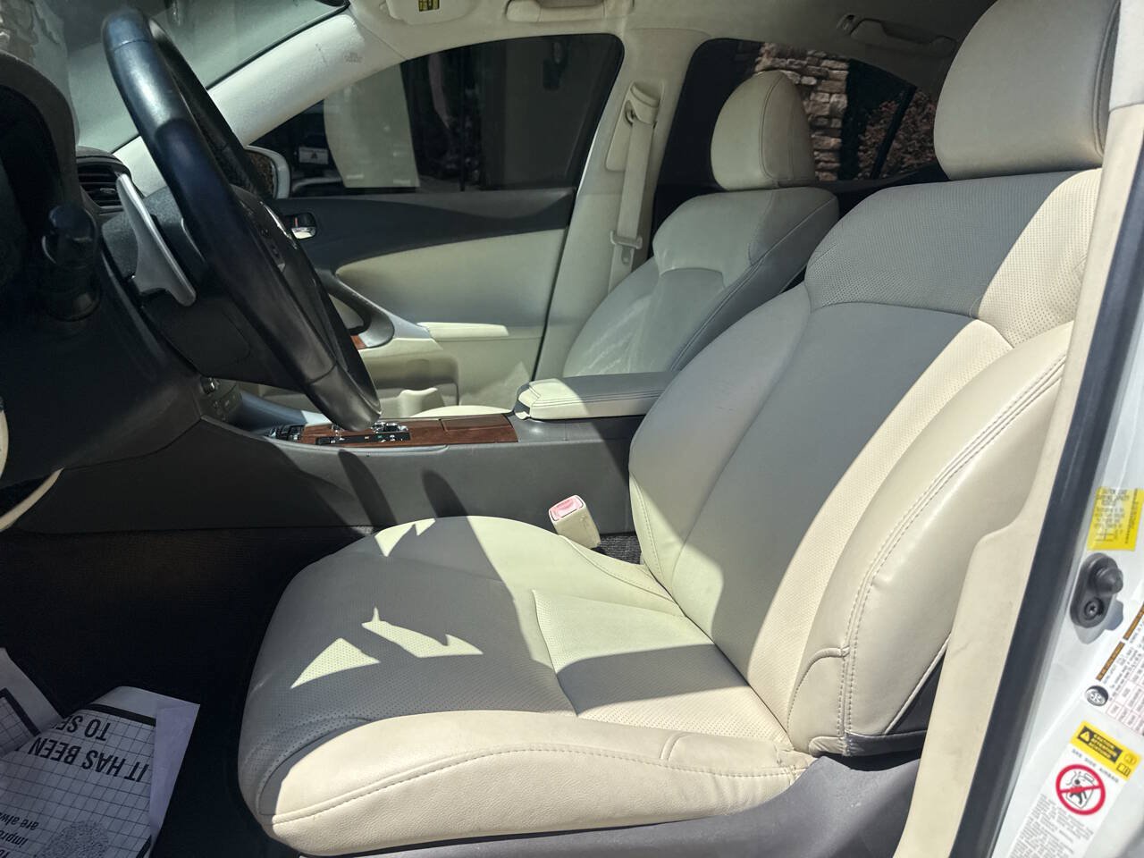 Used 2011 Lexus IS 250 w/ Premium Pkg Value Edition RWD image 9