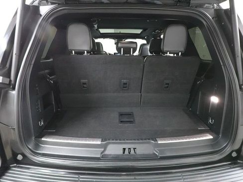 Used 2021 Lincoln Navigator Reserve AWD/4WD image 32