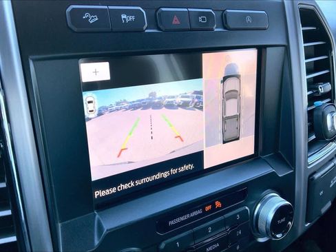 Used 2019 Ford F150 Platinum w/ Equipment Group 701A Luxury image 27