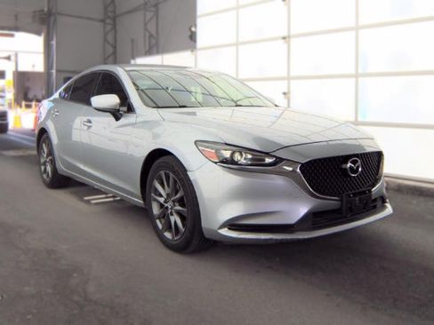 Used 2018 MAZDA MAZDA6 Sport FWD image 3