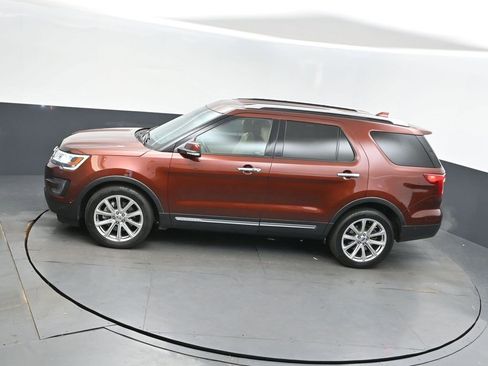 Used 2016 Ford Explorer Limited w/ Equipment Group 301A image 33