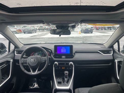 Used 2023 Toyota RAV4 XLE w/ Convenience Package image 3