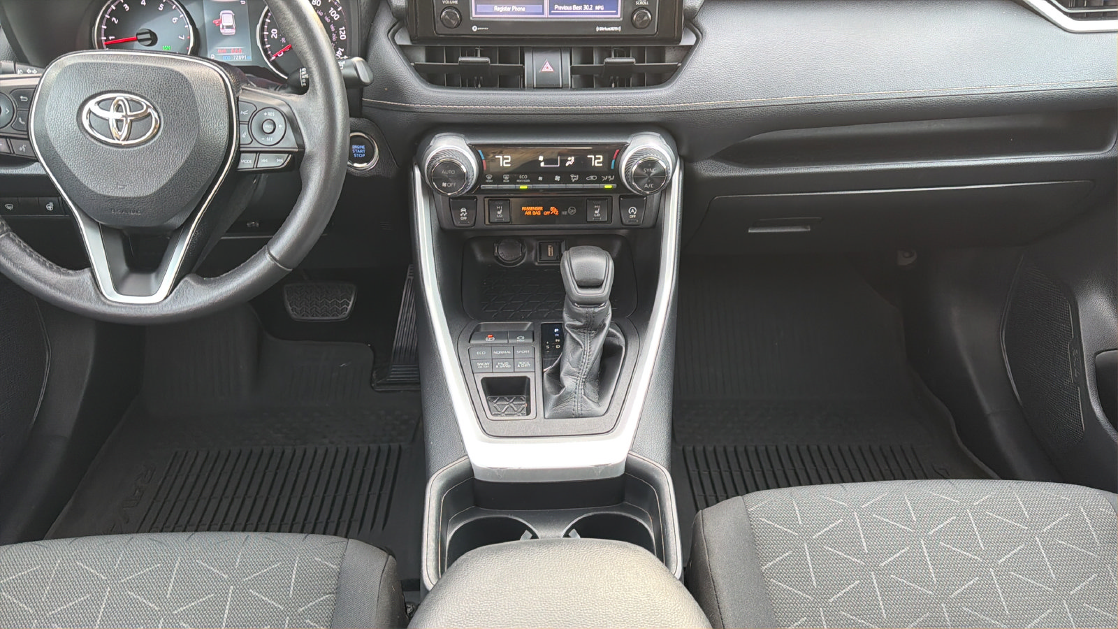 Used 2021 Toyota RAV4 XLE w/ Convenience Package AWD/4WD image 15
