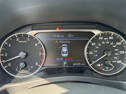Used 2025 Nissan Altima 2.5 SV FWD image 40