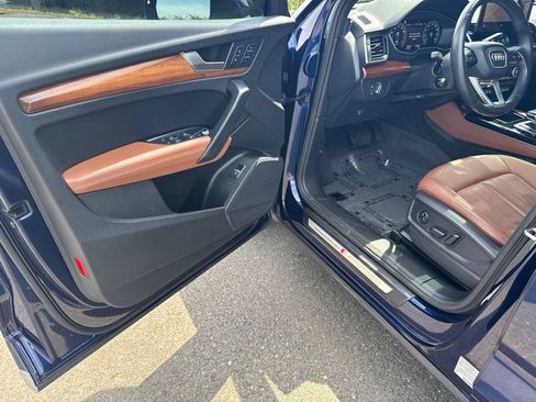 Used 2022 Audi Q5 2.0T Premium Plus AWD/4WD image 30