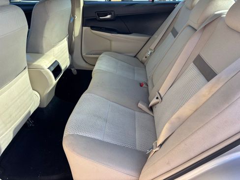 Used 2014 Toyota Camry LE FWD image 16
