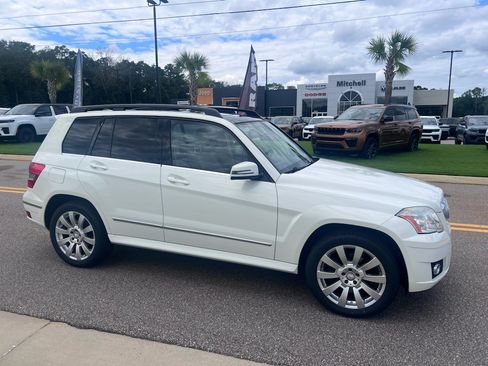 Used 2011 Mercedes-Benz GLK 350 2WD image 4