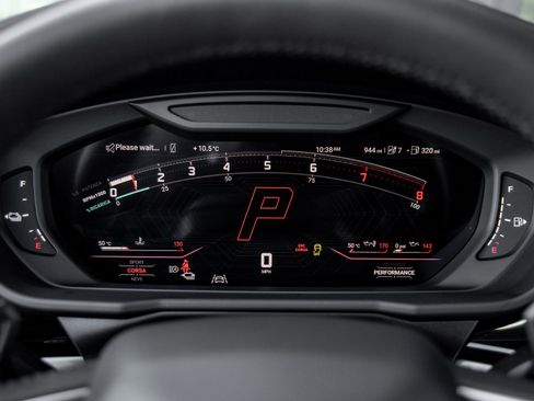 Used 2026 Lamborghini Urus SE image 26