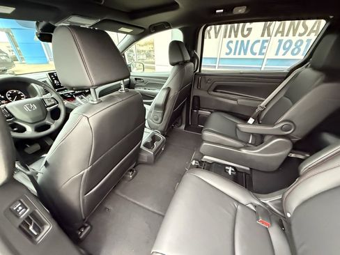 New 2026 Honda Odyssey EX-L image 28