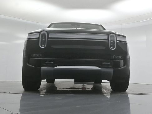 Used 2023 Rivian R1T Adventure AWD/4WD image 41
