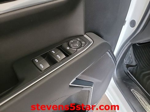 Used 2023 Chevrolet Silverado 1500 RST w/ Z71 Off-Road Package AWD/4WD image 12