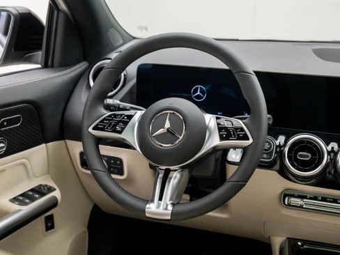 New 2026 Mercedes-Benz GLA 250 4MATIC image 11