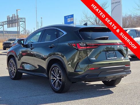 Used 2025 Lexus NX 250 NX 250 Premium w/ Towing Package (2000 Lbs) image 4