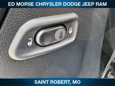 Used 2014 Jeep Wrangler Unlimited Rubicon AWD/4WD image 19
