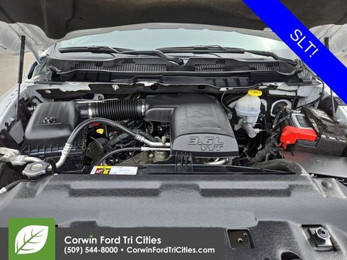 Used 2024 RAM 1500 Classic SLT AWD/4WD image 32