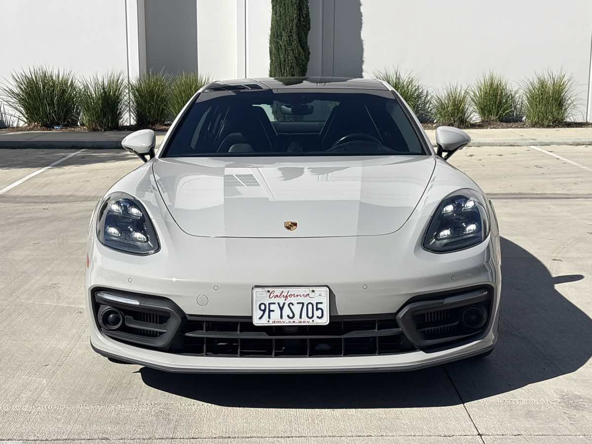 Used 2022 Porsche Panamera Platinum Edition w/ Assistance Package RWD image 8
