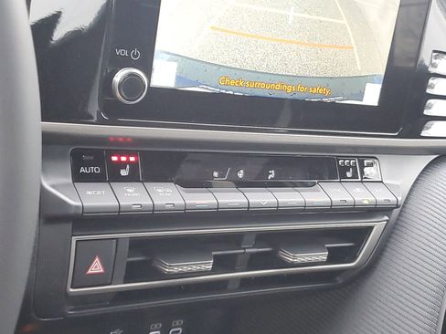 New 2026 Toyota Camry SE FWD image 29