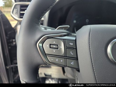 New 2026 Lexus LX 700h Luxury AWD/4WD image 23