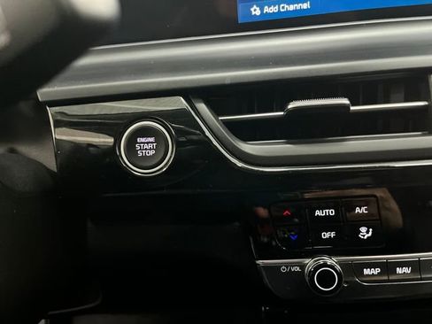 Certified 2024 Kia Seltos S image 21