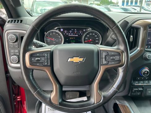 Used 2020 Chevrolet Silverado 1500 High Country w/ Technology Package AWD/4WD image 18