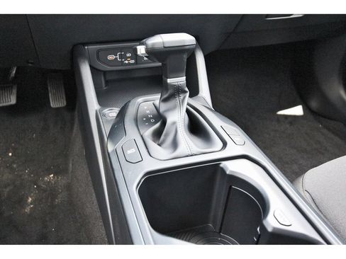 New 2026 Kia K4 FWD image 21