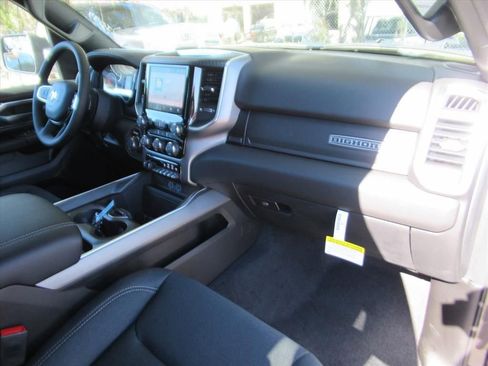 New 2026 RAM 1500 Big Horn AWD/4WD image 12