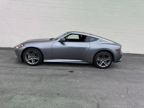 Used 2024 Nissan Z Sport image 2