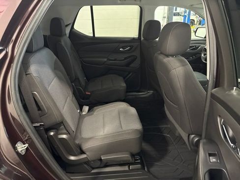 Used 2020 Chevrolet Traverse LT w/ Driver Confidence II Package AWD/4WD image 36