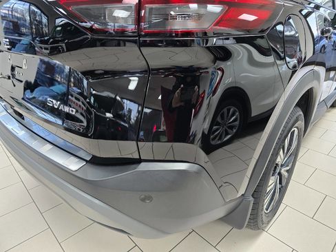 Used 2023 Nissan Rogue SV w/ SV Premium B Package image 14