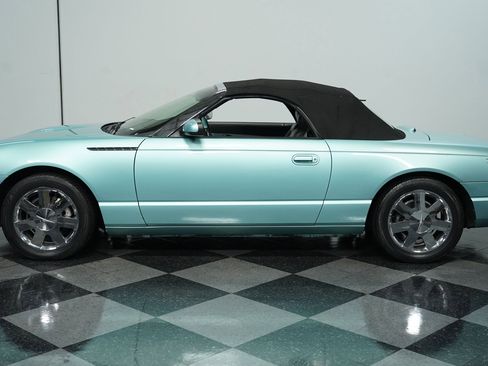 Used 2002 Ford Thunderbird image 2