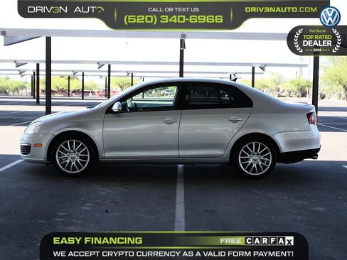 Used 2008 Volkswagen Jetta Wolfsburg Edition FWD image 4