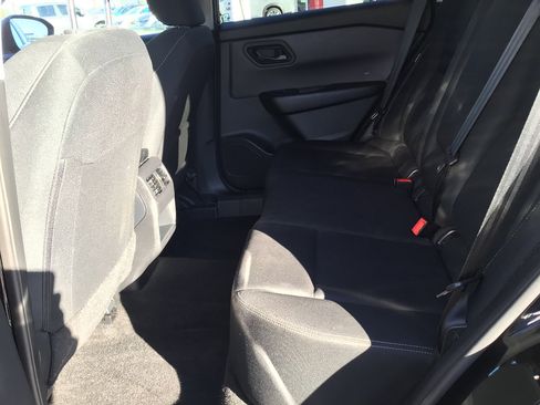 Used 2024 Nissan Rogue S AWD/4WD image 13