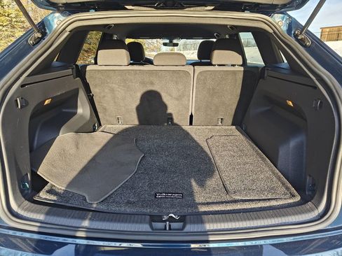 Used 2020 Volkswagen Atlas Cross Sport S image 9