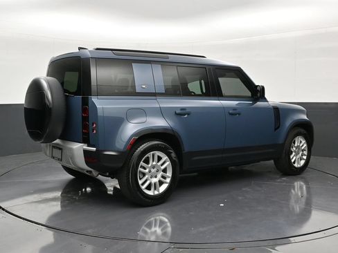 Used 2024 Land Rover Defender 110 S AWD/4WD image 5
