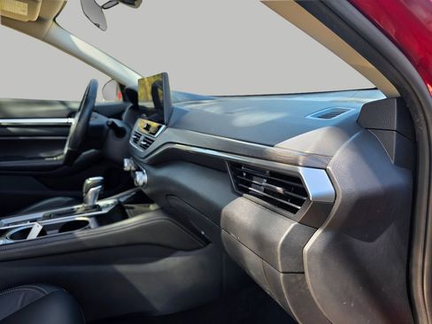 Used 2024 Nissan Altima 2.5 SL image 12