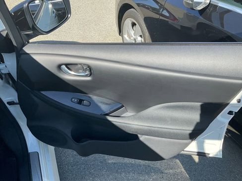 Used 2023 Nissan Leaf SV Plus image 28