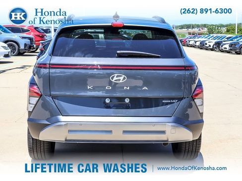Used 2024 Hyundai Kona Limited AWD/4WD image 4