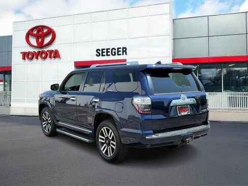 Used 2018 Toyota 4Runner Limited AWD/4WD image 7
