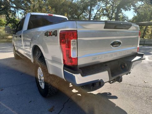 Used 2019 Ford F250 XLT image 6