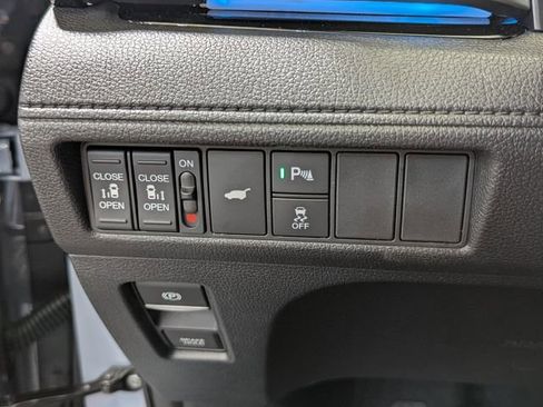New 2026 Honda Odyssey Touring image 22
